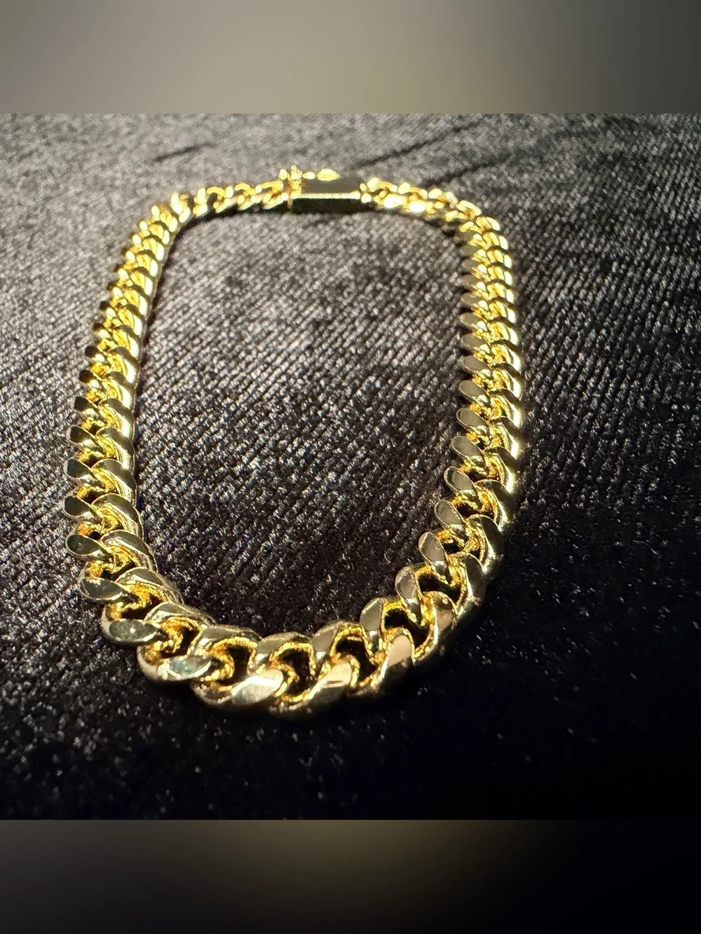 Cuban Bracelet 8in 5.8MM 14K Premium Finish w/Box Lock. Everyday Wear! Brand new